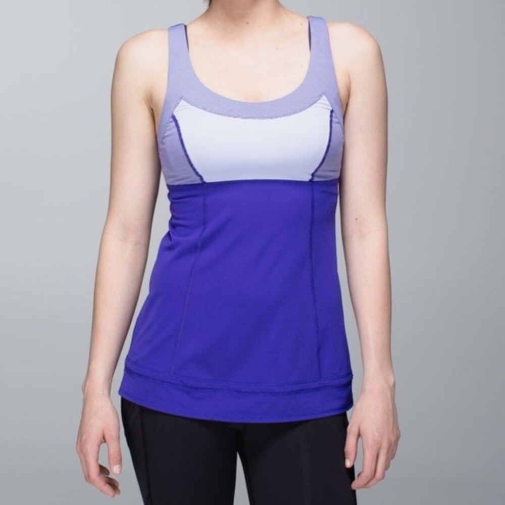 Lululemon Run Ta Ta Topper in Purple, Size 4